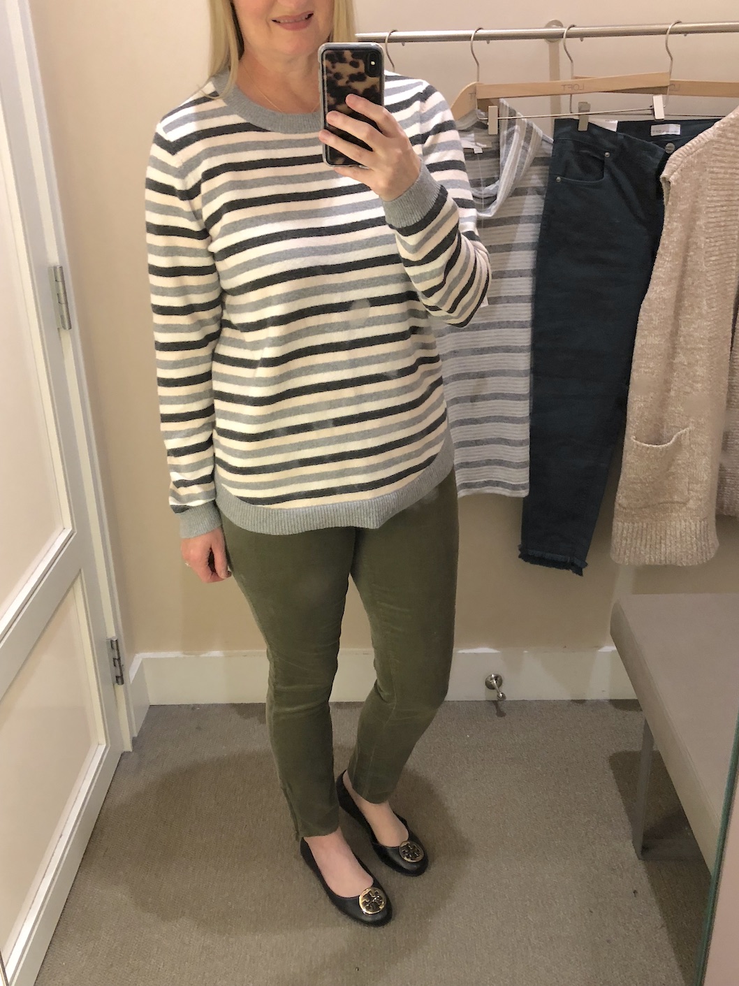 Loft Dressing Room Reviews November 2018 - Pic8