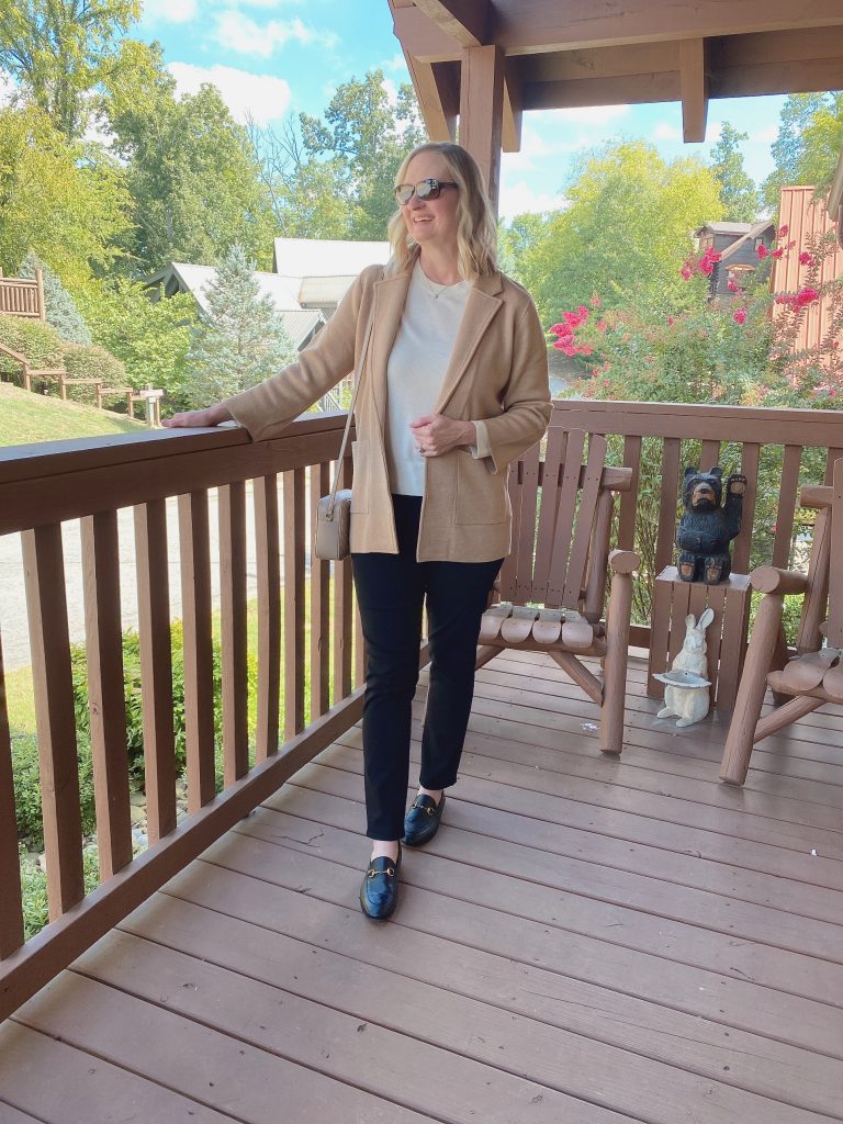 10-PIECE TRAVEL CAPSULE WARDROBE - WHAT I WORE DAY 3