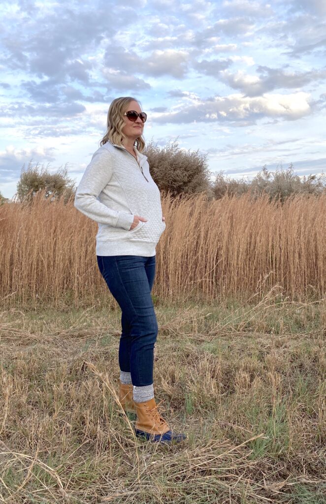 NORDSTROM X Fashion Elo NOV 2022 - LL BEAN PULLOVER LL BEAN BOOTS WIT WISDOM JEGGINGS UGG SOCKS - OUTFIT 3