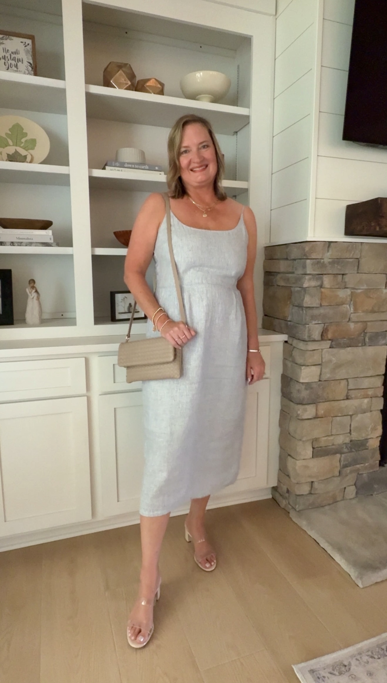 QUINCE-DRESSES-JULY-2025-EUROPEAN-LINEN-SCOOP-NECK-MIDI-DRESS-BLUE-PINSTRIPE