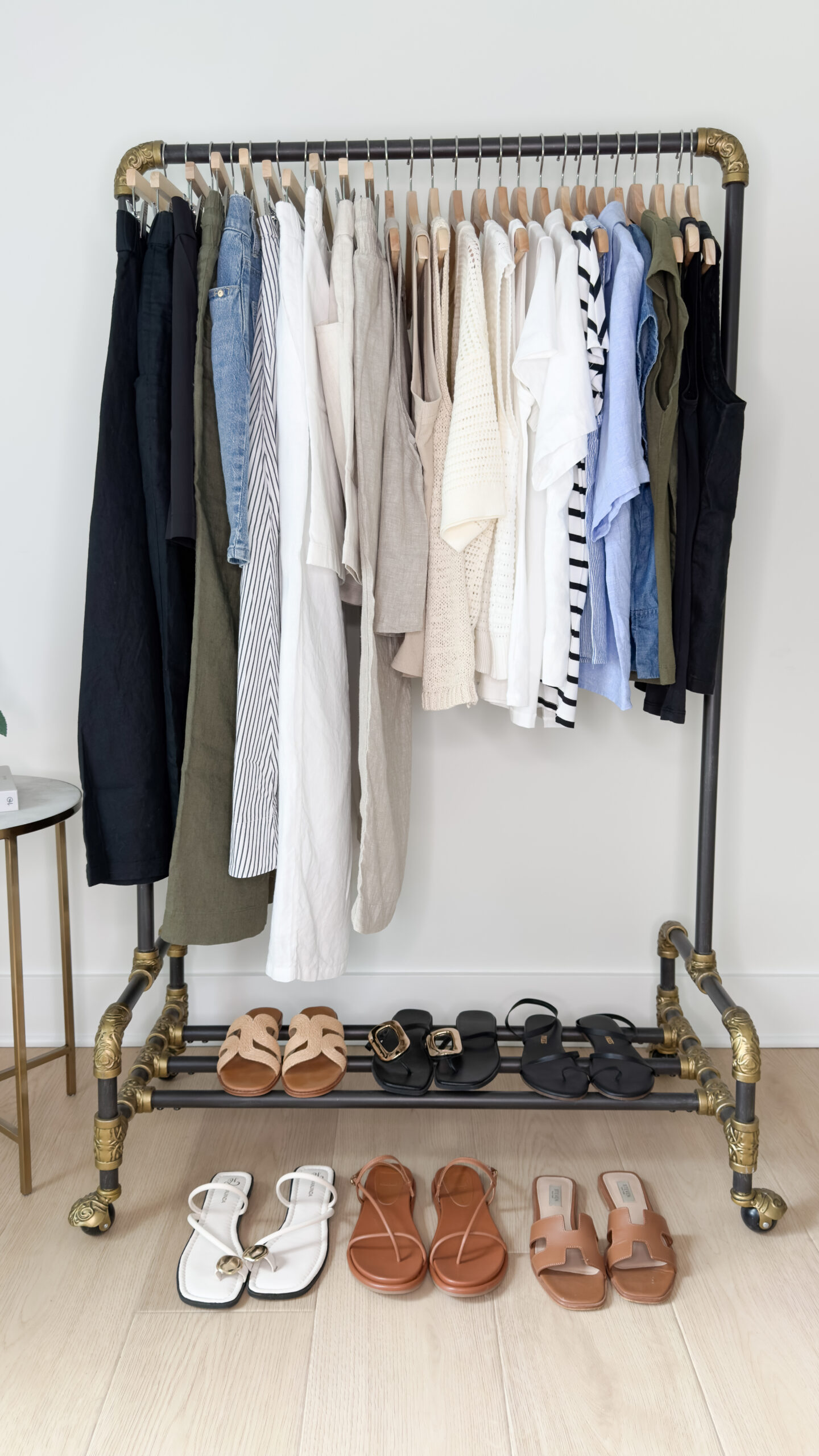 MY 32 PIECE SUMMER 2026 CAPSULE WARDROBE - CLOTHES RACK FULL